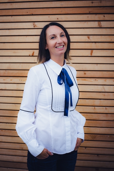 GRAUSER Julie